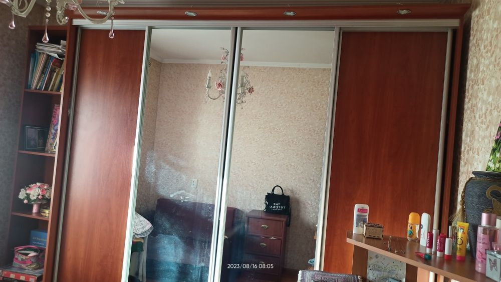 Продам шкаф-купе 2,4м, фабричный