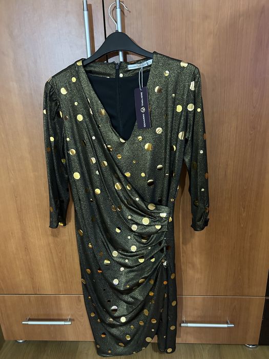 Rochie ocazie paiete mari