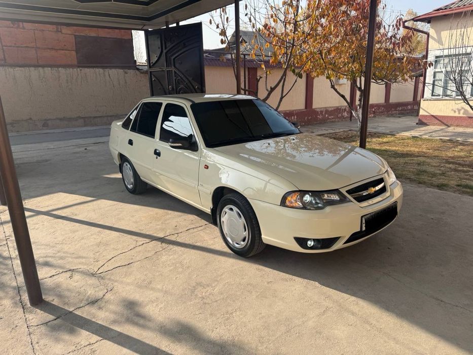 Некся 2 сотилади выкубга