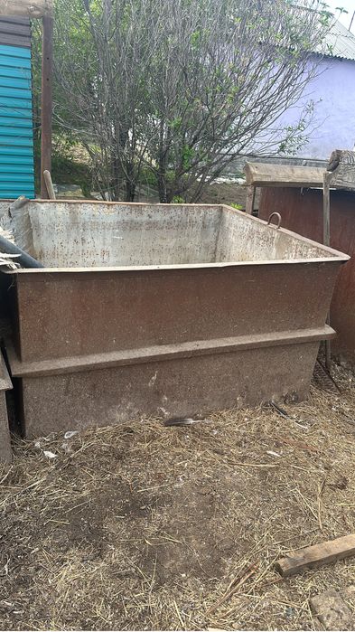 Бак для зерна или воды