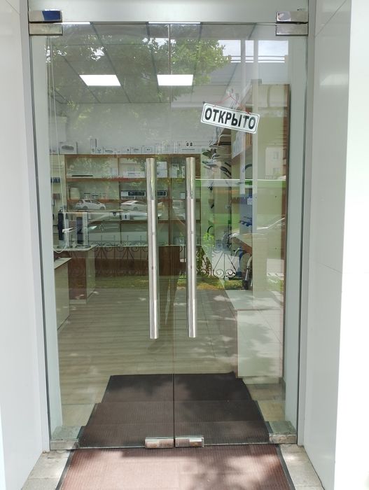 Стеклянные двери ремонт