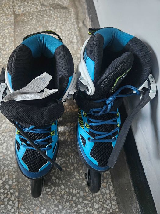 Ролери, с регулеруем размер.