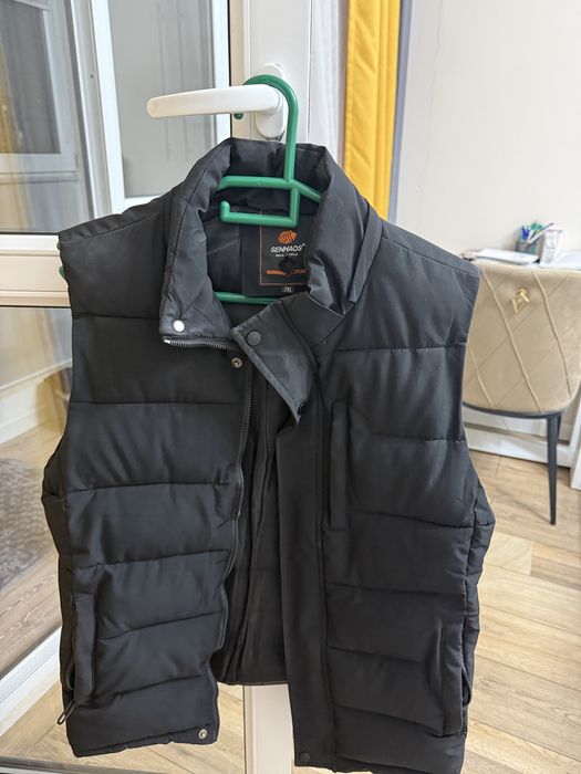 Безрукавка размер М