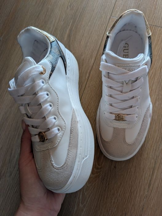 Обувки/Маратонки Guess