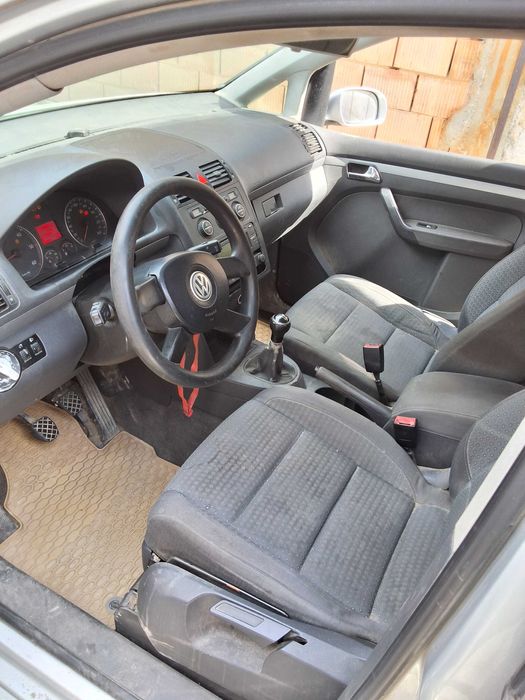 Volskwagen Touran 2004