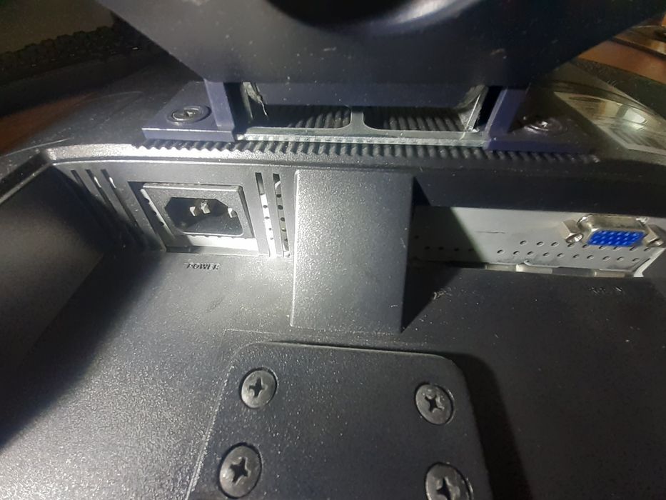 Samsung SyncMaster 710N