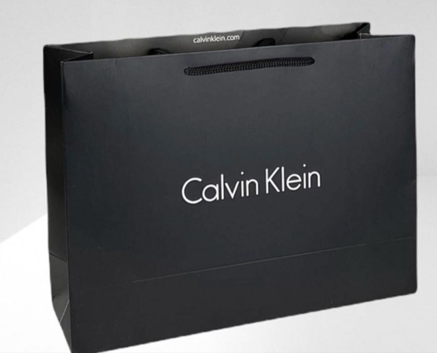 Сумочка от бренда Calvin Klein