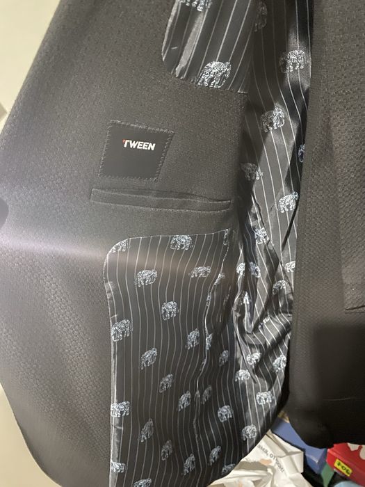 Продается костюм