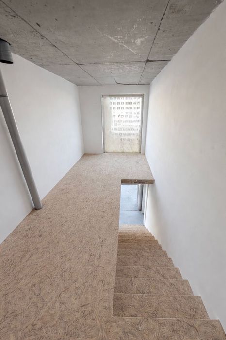 Продам коммерческое помещеник