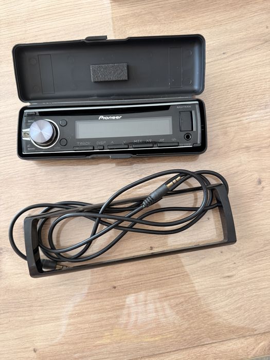 Pioneer CD за кола