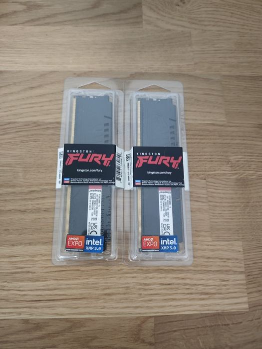 RAM (2x16GB) DDR5 5600 MHz CL36 *Garanție*
