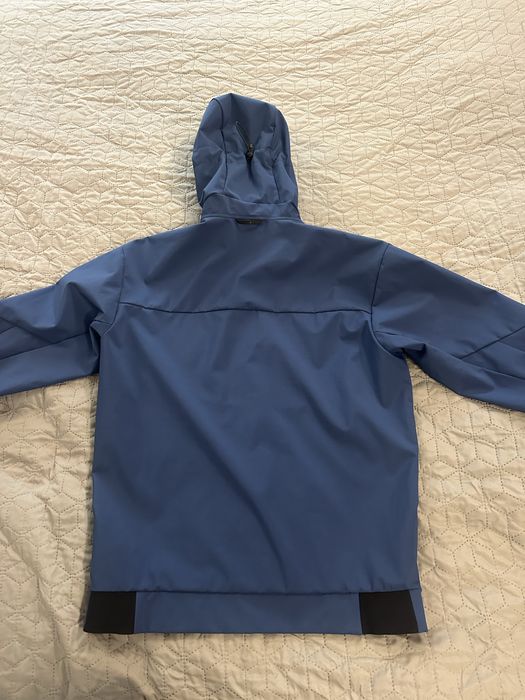 Softshell яке Peak Performance M