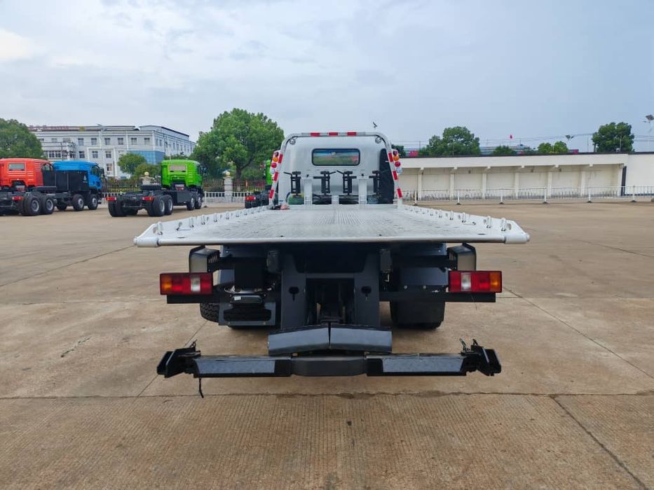 Производства Эвакуатор со сдвижной платформой 4т. [Машинасиз]