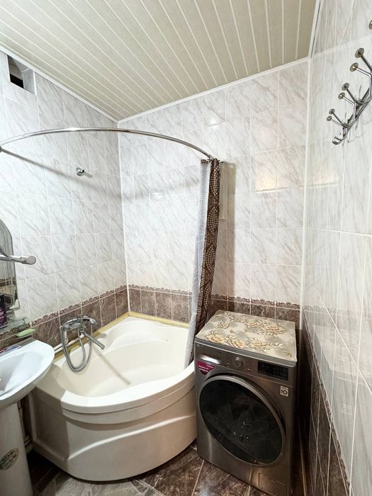 Продажа 2/4/9 массив Хумоюн. 
Мирзо Улугбекский район.
Улучшенная план