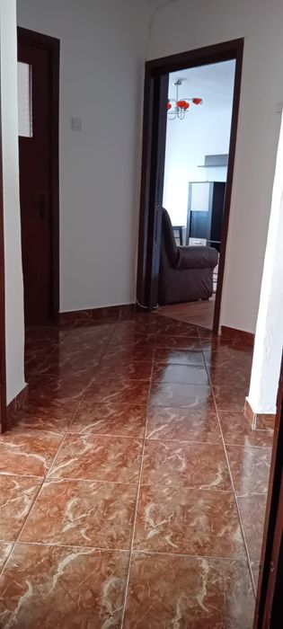 Închiriez apartament 2 camere
