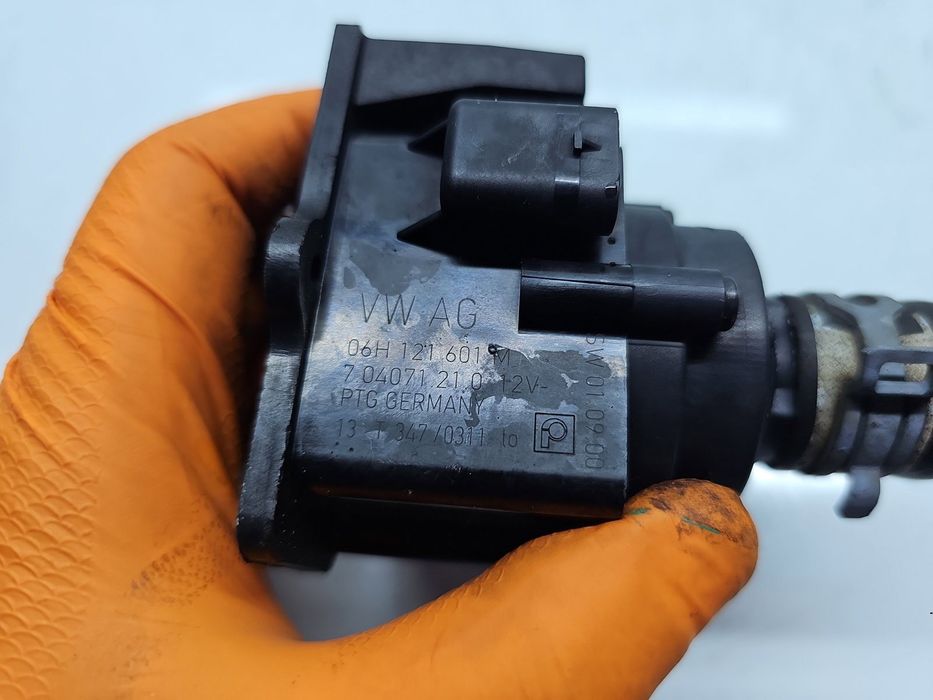 Pompa recirculare apa AUDI Q5 (8RB) [ Fabr 2008-2016] 06H121601M 2.0 T
