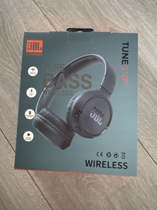 Продам наушники PURE BASS WIRELESS