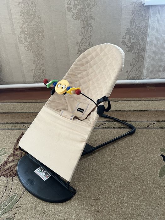 Продам шезлонг новый 3000 тыс