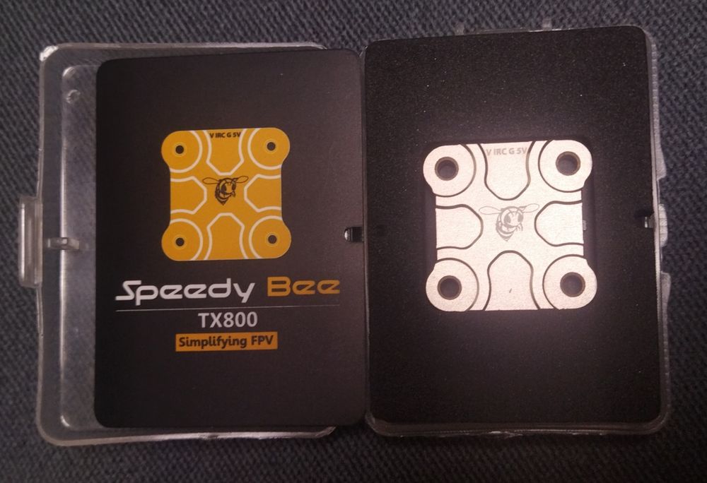 FPV видеопередатчик SpeedyBee TX800
