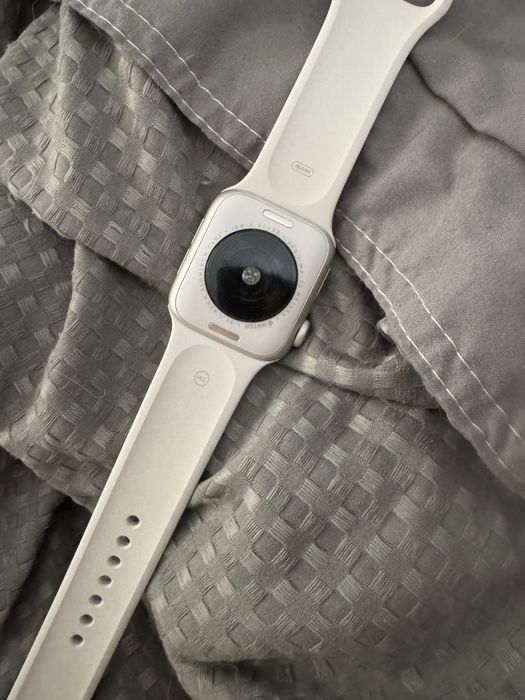 Продам aplle watch se 2 gen 2022