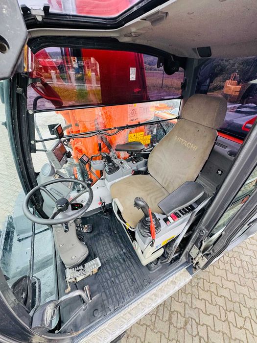 Excavator pe roti Hitachi ZX 190 W, an 2016, 20 tone, lama + cale, TOP