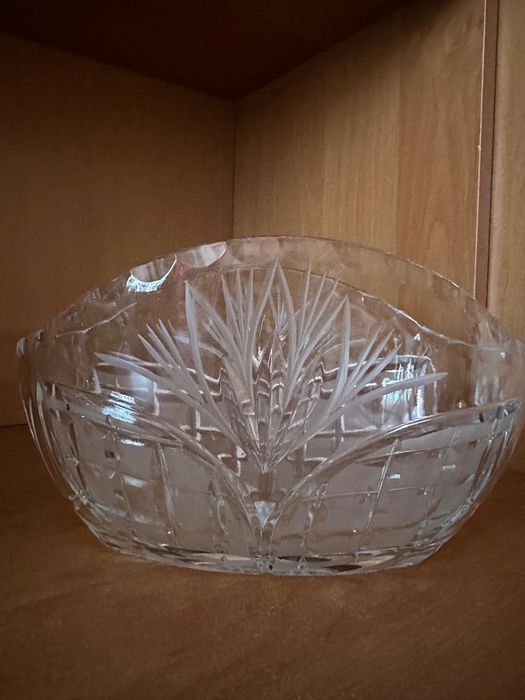 Продаю хрусталь вазы