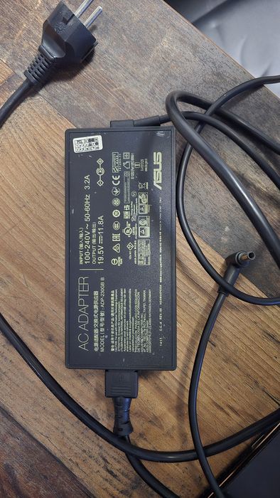 Vand laptop ASUS ROG Zephyrus S GX531GW