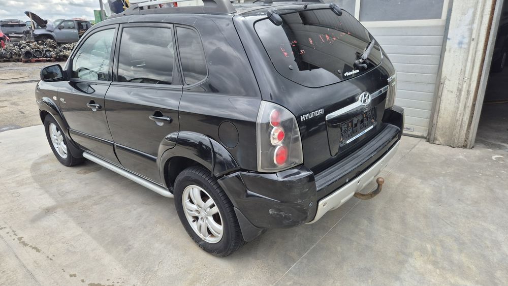 Dezmembram Hyundai Tucson 2.0crdi 2008 Euro 4 Manual 4x4