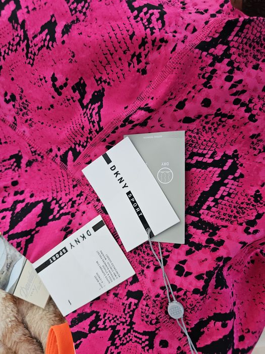 DKNY Sport оригинален дамски клин Л размер нов