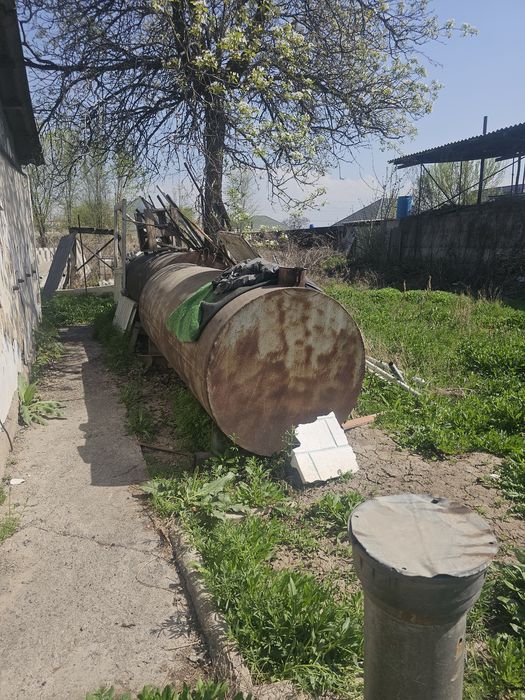 Железные бочки из под воды