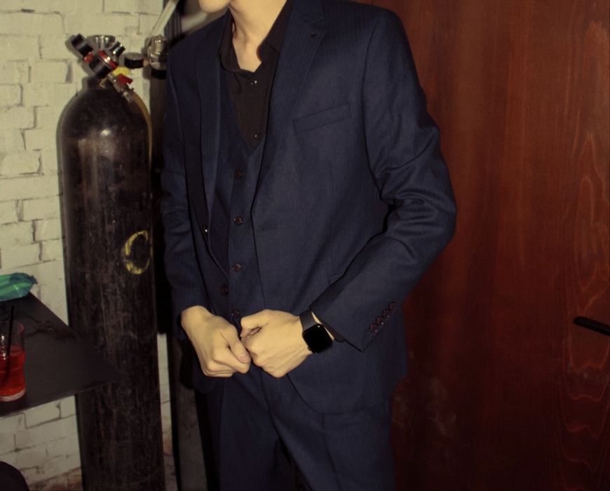 продается костюм тройка