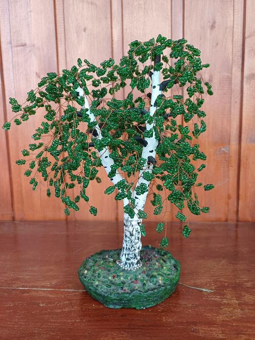 Дерево из бисера