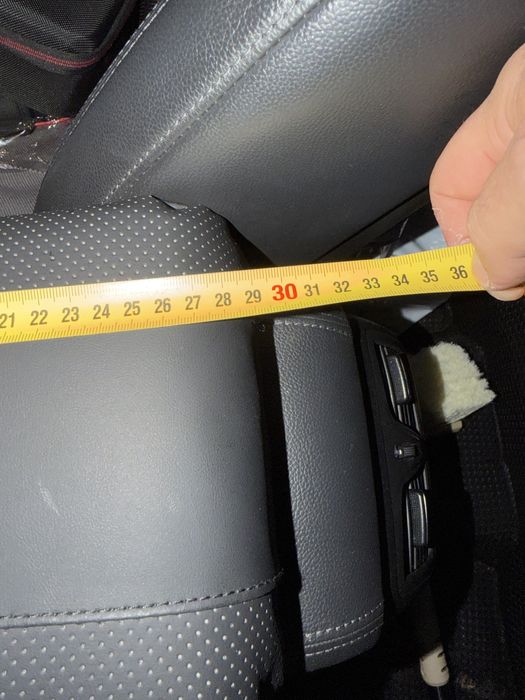 подлакътник за кола