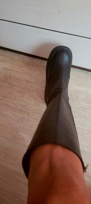Дамски ефектни ботуши,сандали и мокасинии