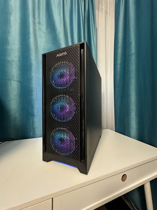 Calculator Gaming Ryzen 7 7800X3D 32Gb Ddr5 6000Mhz SSD 2TB  Rx 7700Xt