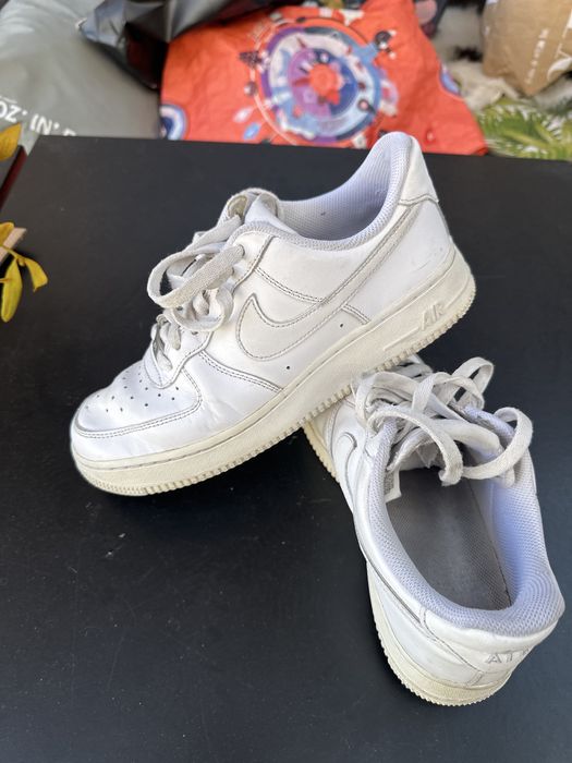 Vand adidas nike air