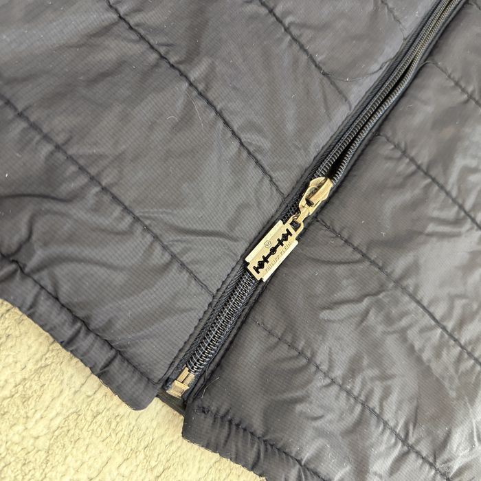 Продам детскую куртку