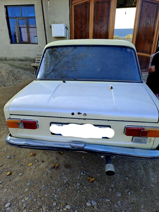 Jiguli 2101 sotiladi