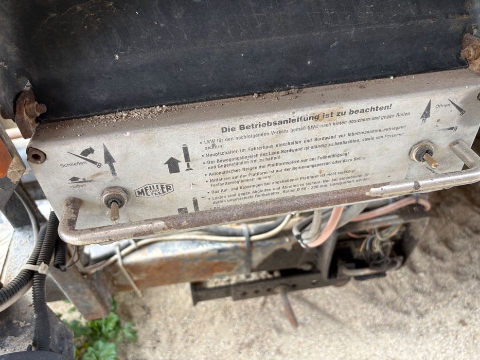 Camion Mercedes Benz 814