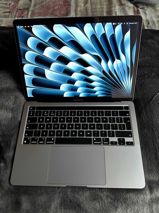 Apple Macbook Pro 13'' M1 16GB RAM/512 SSD