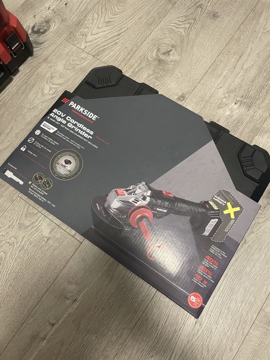 Flex (polizor unghiular)Parkside Performance pe acumulator, fara perii