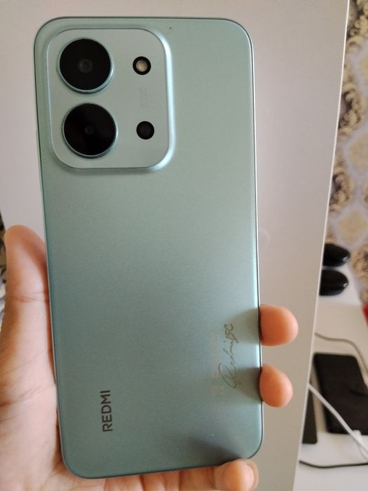 Продам смартфон ,Redmi 15C