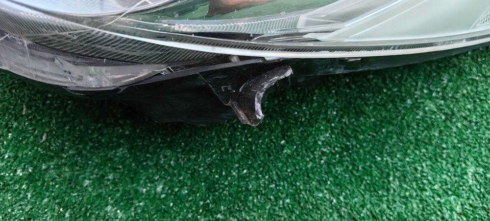 Фар за Toyota Yaris / Тойота Ярис