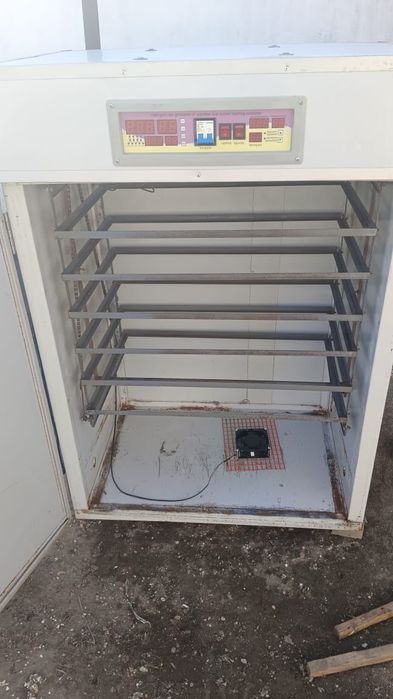 Инкубатор умница бу