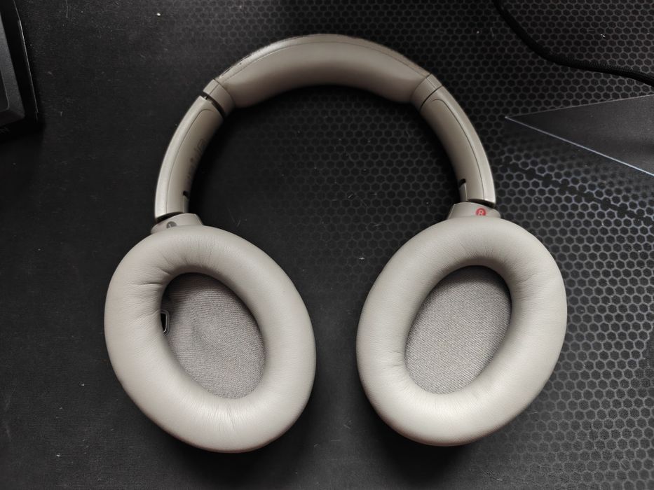 Наушники Sony xm4