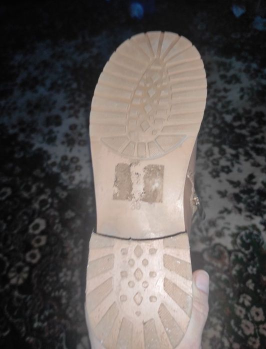 Продам сапоги р-р 39