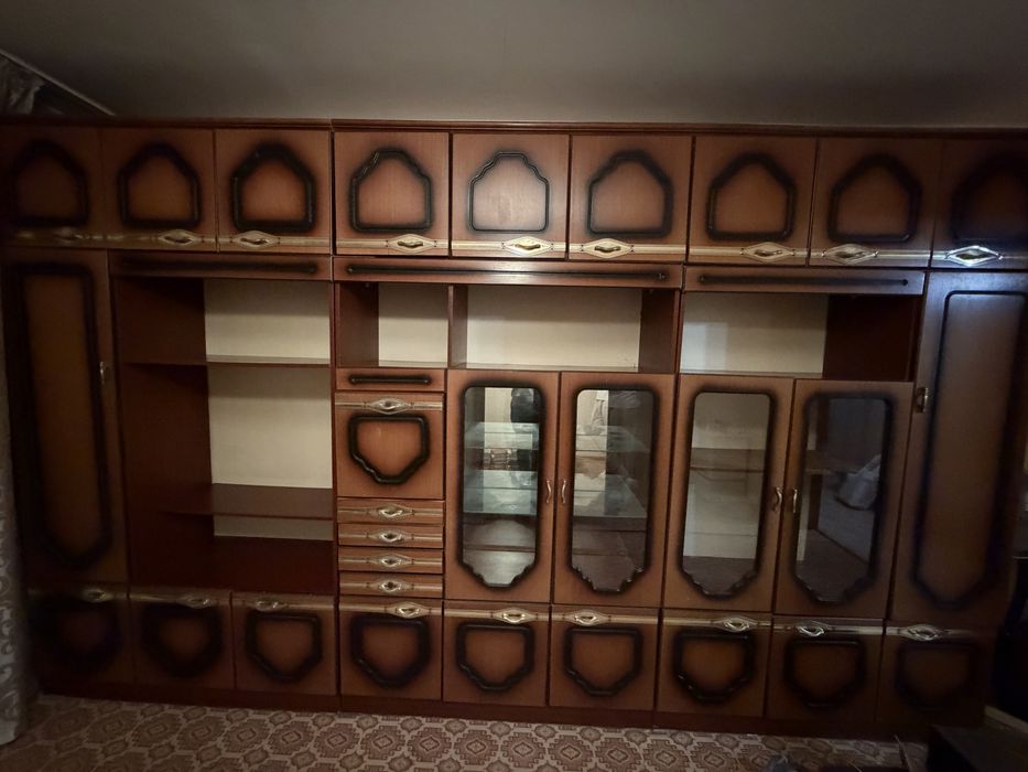 Отдам стенку б/у самовывоз