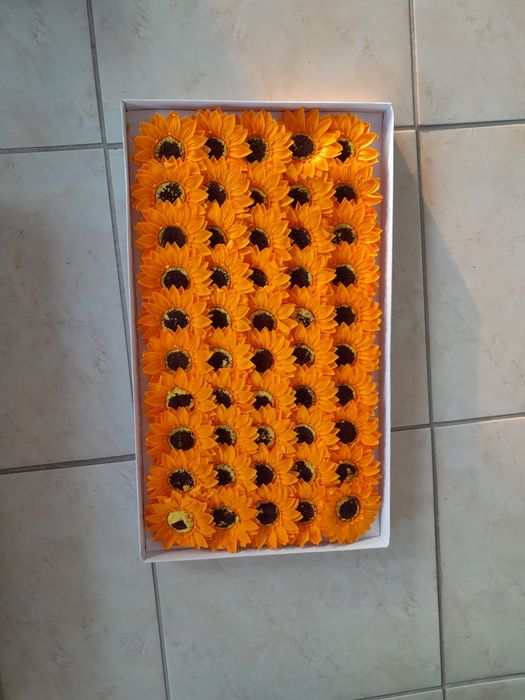 Сапунени цветя и рози.