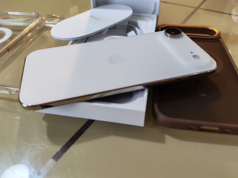 Iphone 17 Air Gold full box