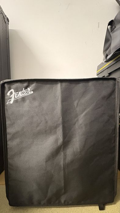 Cub Bas 15 Fender Rumble 500  W + husa Amplificator chitara bas combo